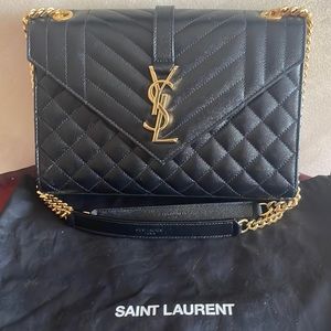 Saint Laurent Grain De Poudre Medium Triquilt